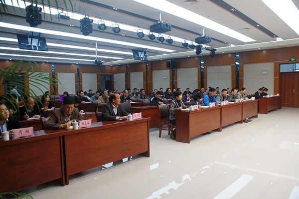 DSC03925.jpg DSC03925.jpg