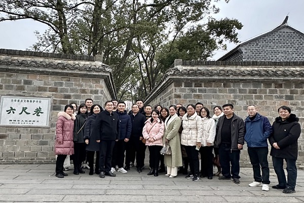 机关党总支招生科研党支部与开放教育学院直属党支部联合开展主题党日活动
